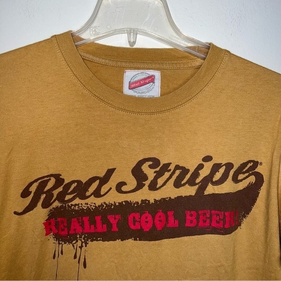 Red Stripe Really Cool Beer Mustard Yellow T-shirt Size Medium - Picture 8 of 8
